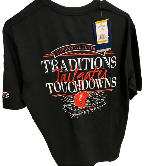 UC Bearcats women’s Black T-shirt M NWT - Picture 1 of 4